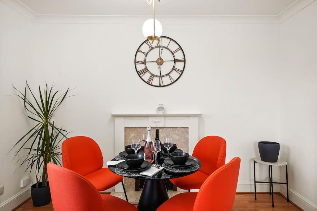Cosy Apartment 5 Guests 3 Beds 1 Sofa Bed Lewisham Лондон Екстериор снимка
